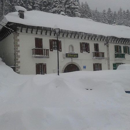 Albergue De Canfranc Estacion Exterior foto