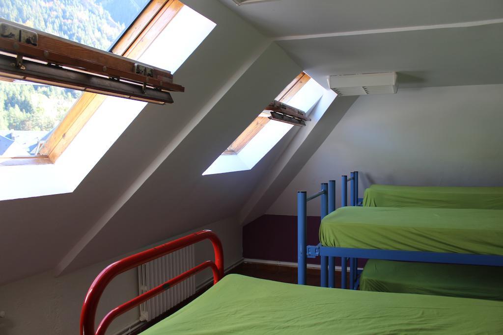 Albergue De Canfranc Estacion Zimmer foto