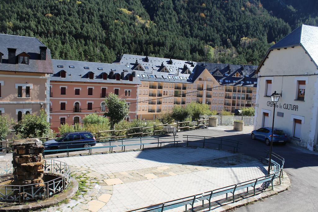 Albergue De Canfranc Estacion Zimmer foto