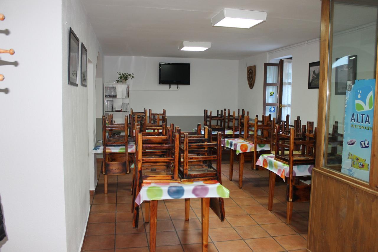 Albergue De Canfranc Estacion Exterior foto