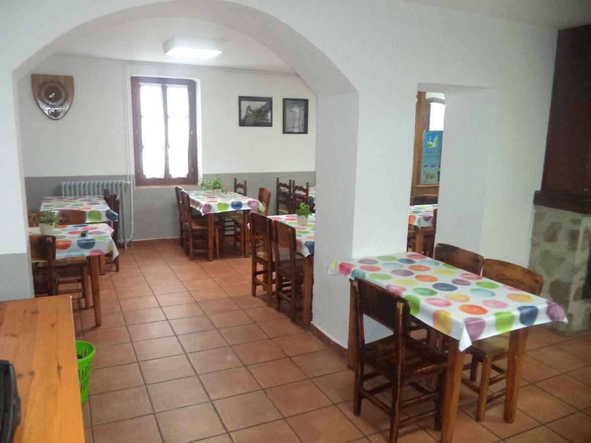 Albergue De Canfranc Estacion Exterior foto