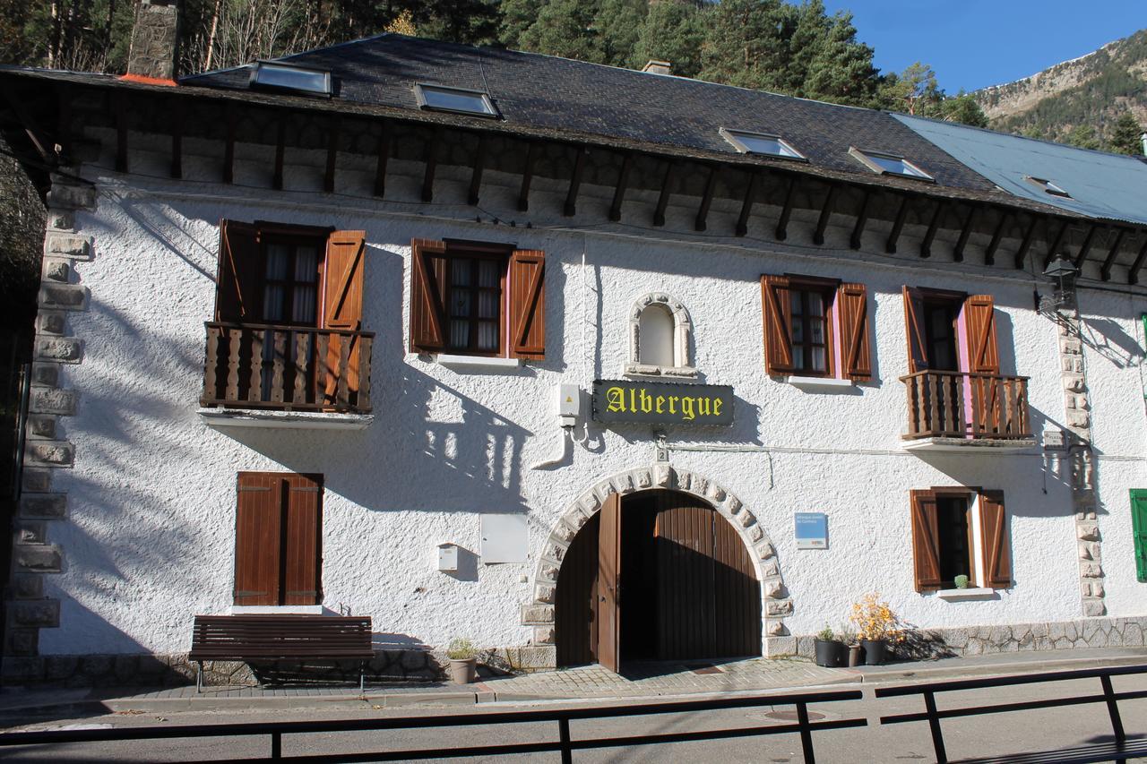 Albergue De Canfranc Estacion Exterior foto