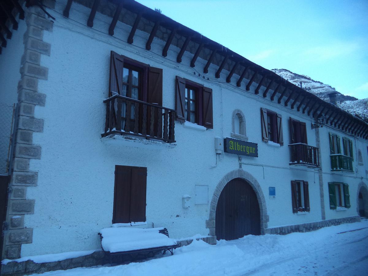 Albergue De Canfranc Estacion Exterior foto