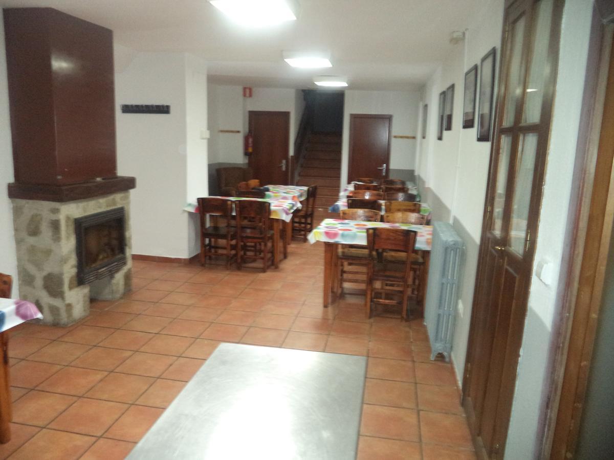 Albergue De Canfranc Estacion Exterior foto
